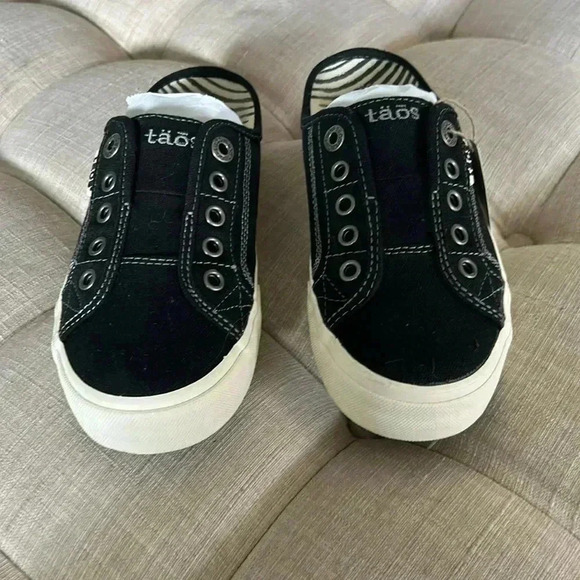 Taos Easy Soul Sneakers 6.5 - Picture 2 of 7